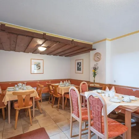 Bed & Breakfast Gaesteheim Auwitsch 3*